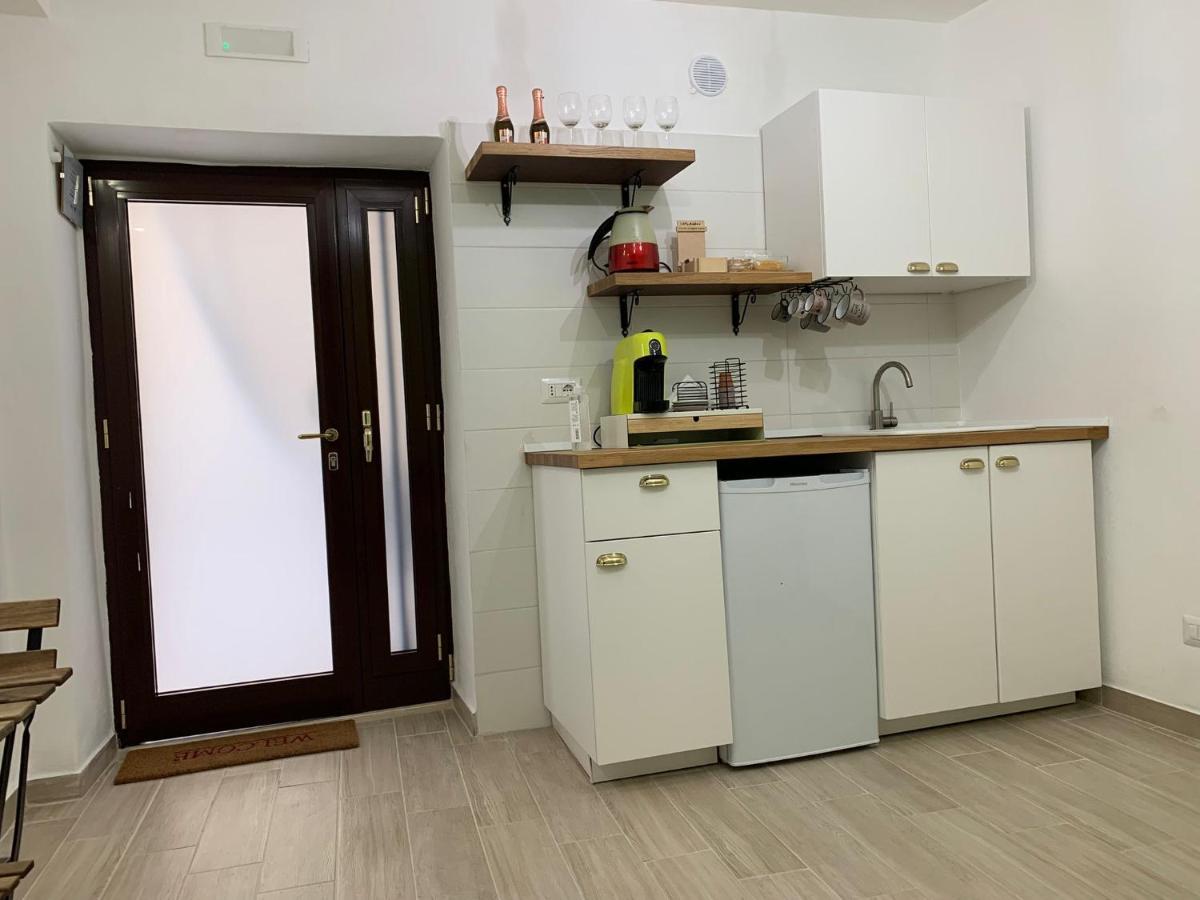 Apartamento La Pelliccia Bari Exterior foto
